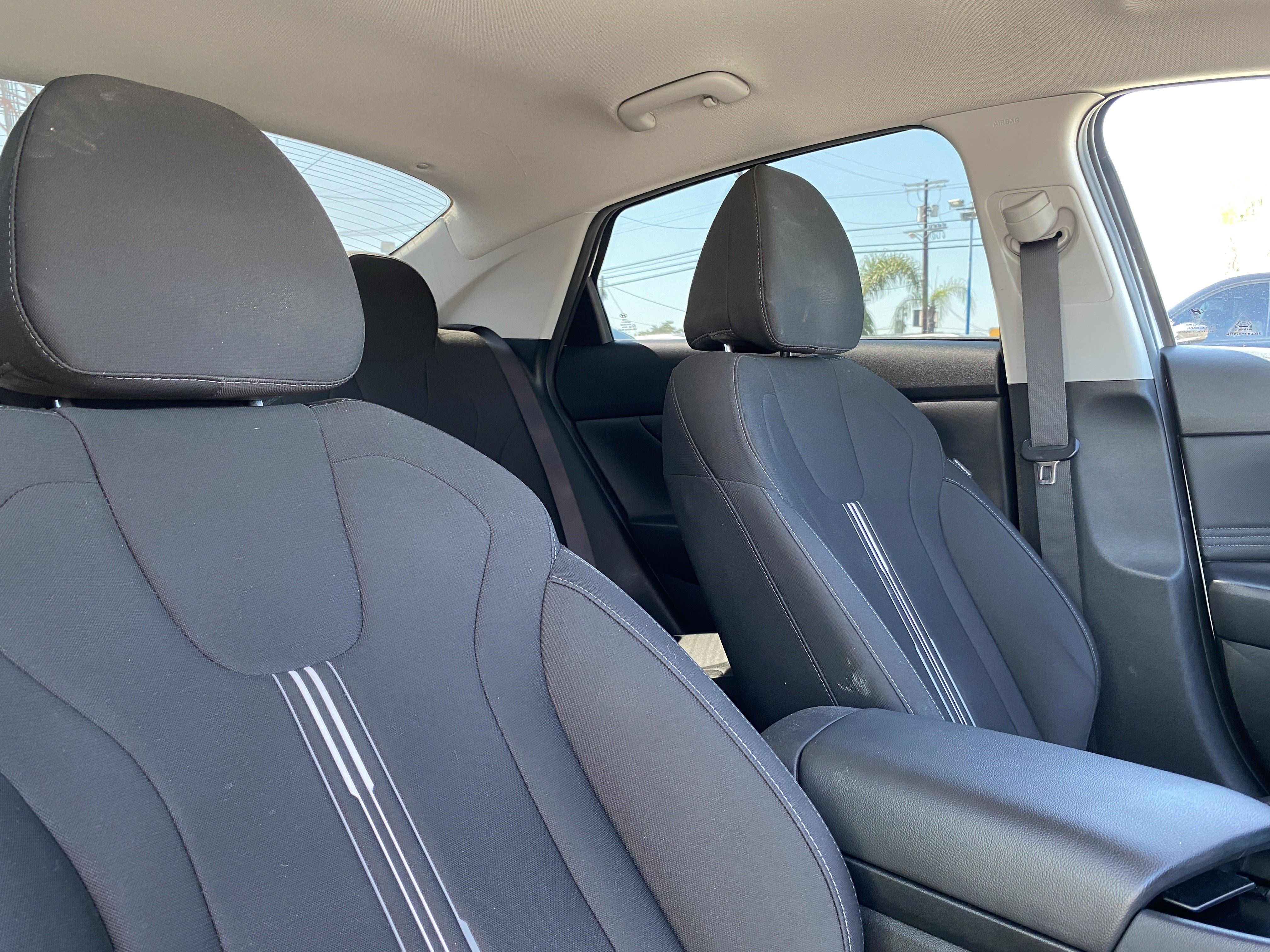Used 2022 Hyundai Elantra SEL w/ Convenience Package FWD image 28