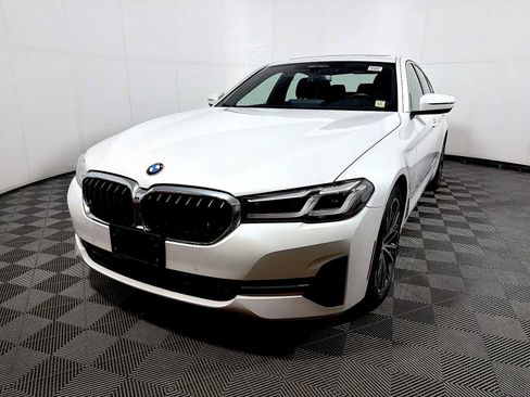 Certified 2023 BMW 540i xDrive w/ Premium Package AWD/4WD image 3