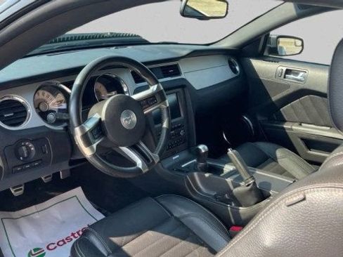 Used 2011 Ford Mustang GT Premium w/ Electronics Pkg RWD image 12