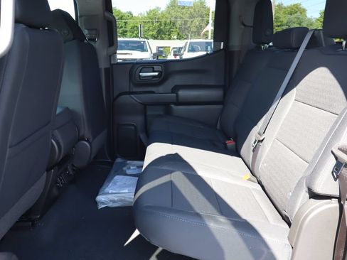 New 2026 Chevrolet Silverado 1500 Custom AWD/4WD image 15