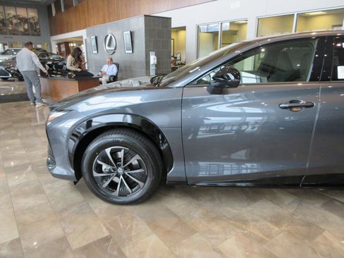 New 2026 Lexus RZ 450e AWD image 2