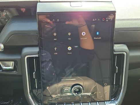 New 2026 GMC Yukon Denali w/ Denali Reserve Package AWD/4WD image 26