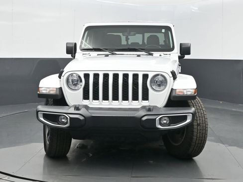 Certified 2021 Jeep Gladiator Overland w/ Popular Equipment Package image 3