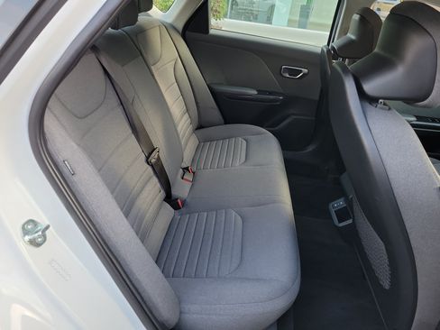 Used 2025 Kia K4 EX FWD image 23