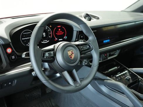 New 2026 Porsche Cayenne Coupe AWD/4WD image 4