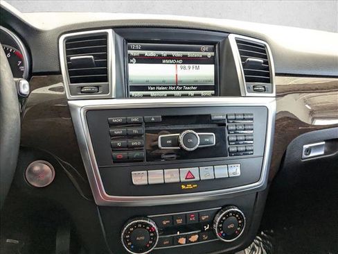 Used 2015 Mercedes-Benz ML 350 4MATIC image 9