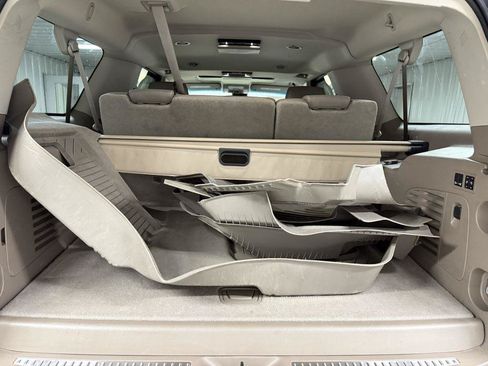 Used 2015 Chevrolet Suburban LTZ AWD/4WD image 29