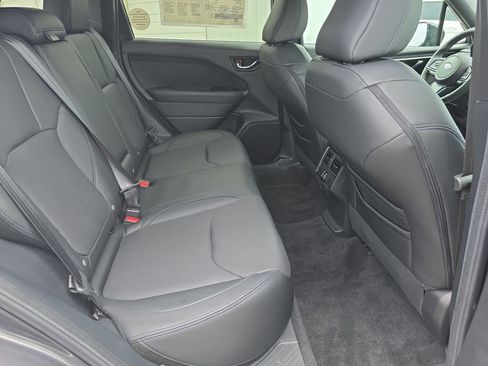 New 2026 Subaru Forester Limited AWD/4WD image 32