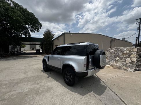 Used 2023 Land Rover Defender 90 S AWD/4WD image 3