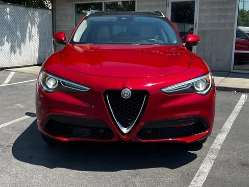 Used 2018 Alfa Romeo Stelvio Ti Lusso AWD/4WD image 2