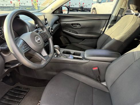 Used 2025 Nissan Sentra S FWD image 13