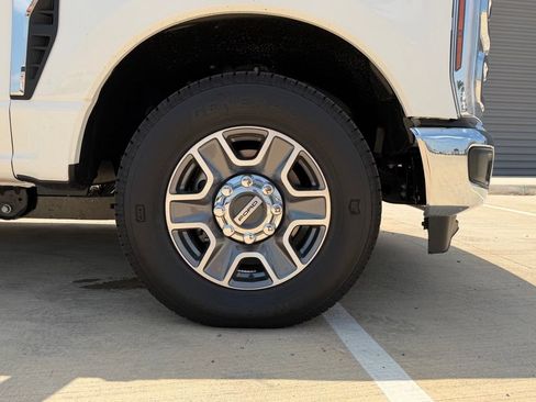 New 2026 Ford F250 Lariat RWD image 8