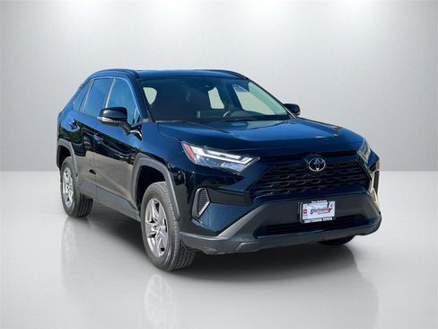 Certified 2025 Toyota RAV4 XLE image 3