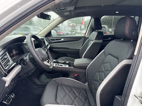 New 2026 Volkswagen Atlas Peak Edition AWD/4WD image 16