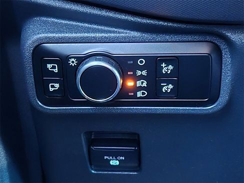 Used 2024 Ford Bronco Badlands image 17