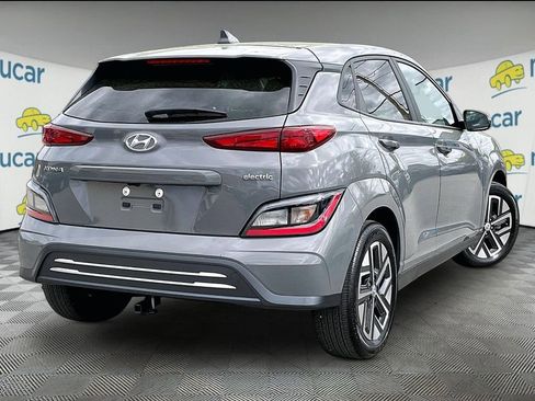 Used 2023 Hyundai Kona SE w/ Cargo Package FWD image 6