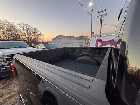 Used 2019 Ford F150 Limited w/ Trailer Tow Package image 4