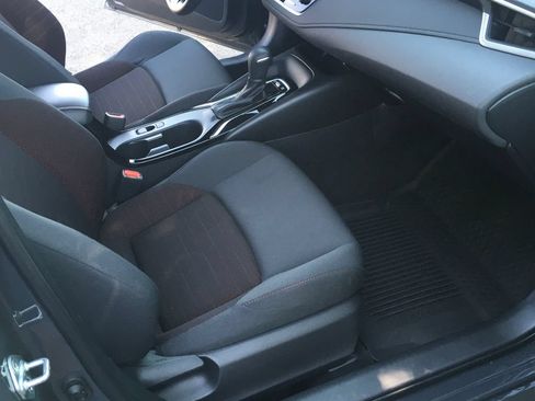 Used 2025 Toyota Corolla SE AWD/4WD image 29