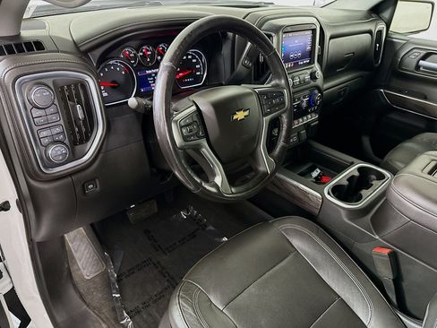 Used 2020 Chevrolet Silverado 1500 LTZ w/ LTZ Convenience Package AWD/4WD image 22