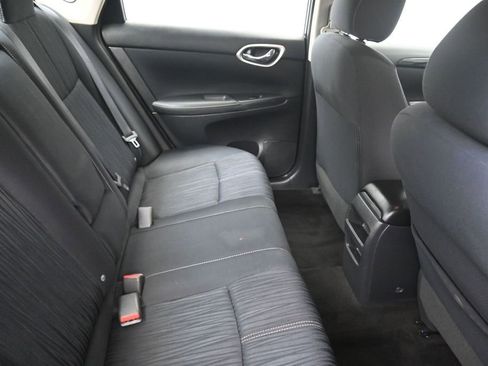 Used 2016 Nissan Sentra SV FWD image 11