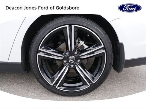 Used 2023 Honda Accord Sport image 12