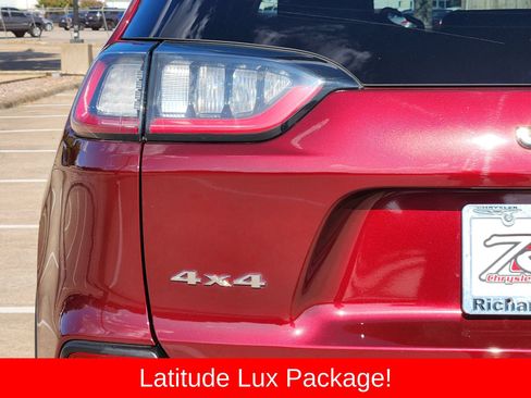 Used 2021 Jeep Cherokee Latitude Lux w/ Comfort/Convenience Group AWD/4WD image 14