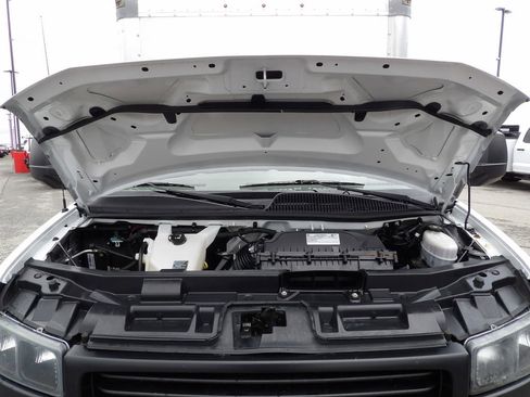 Used 2021 GMC Savana 3500 Extended w/ Power Convenience Package image 31