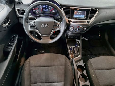 Used 2019 Hyundai Accent SE FWD image 17