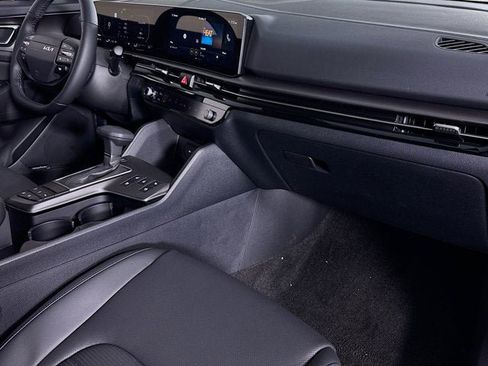 New 2026 Kia Sportage SX AWD/4WD image 28