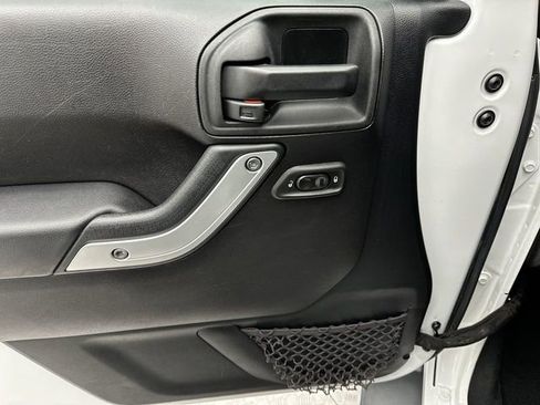 Used 2014 Jeep Wrangler Sahara w/ Connectivity Group image 14
