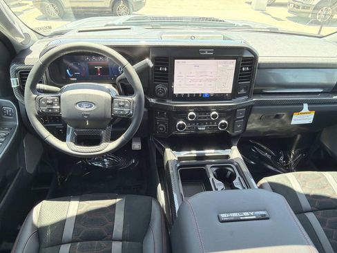 New 2026 Ford F250 Lariat w/ Black Appearance Package AWD/4WD image 17