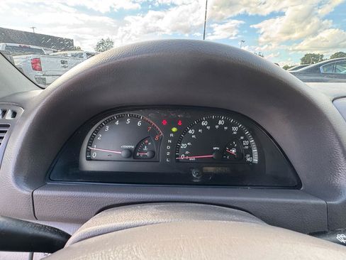 Used 2003 Toyota Camry XLE FWD image 18