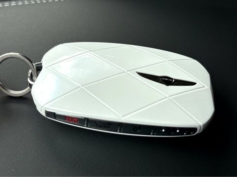 New 2026 Genesis GV70 2.5T image 33