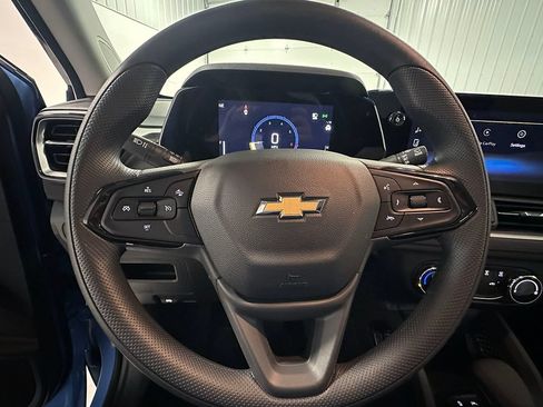 Used 2024 Chevrolet TrailBlazer LS w/ LS Convenience Package AWD/4WD image 30
