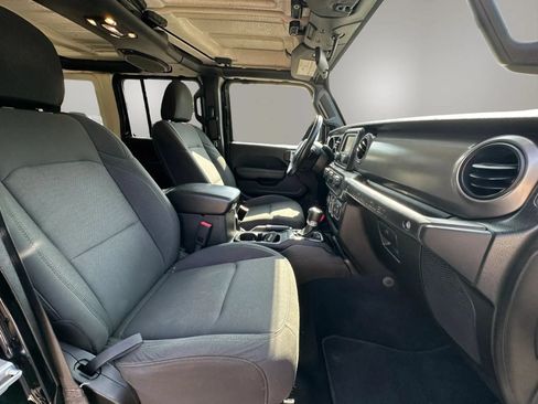 Used 2019 Jeep Wrangler Unlimited Sport S AWD/4WD image 18