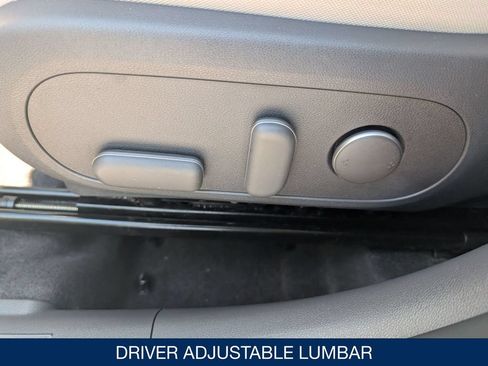 Certified 2024 Hyundai Kona SEL AWD/4WD image 15