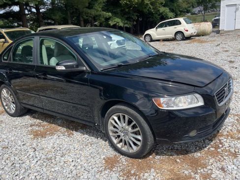 Used 2010 Volvo S40 2.4i image 3