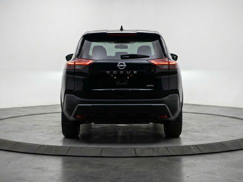 Used 2025 Nissan Rogue SV image 7