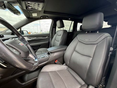 Certified 2023 Cadillac XT6 Sport w/ Technology Package AWD/4WD image 27