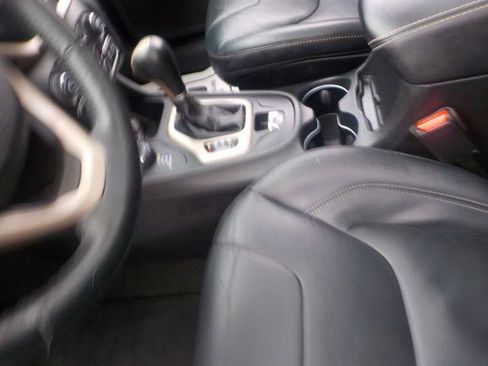 Used 2014 Jeep Cherokee Limited image 20