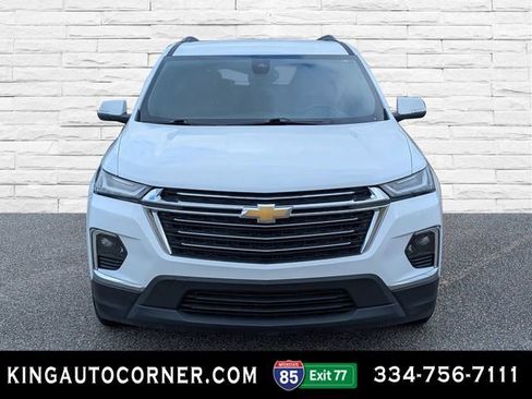 Used 2023 Chevrolet Traverse LT AWD/4WD image 2