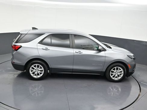 Used 2023 Chevrolet Equinox LS FWD image 22