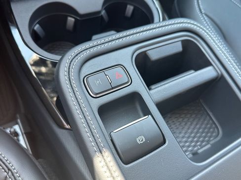 New 2025 Ford Mustang Mach-E Select w/ Comfort Package Lite image 28