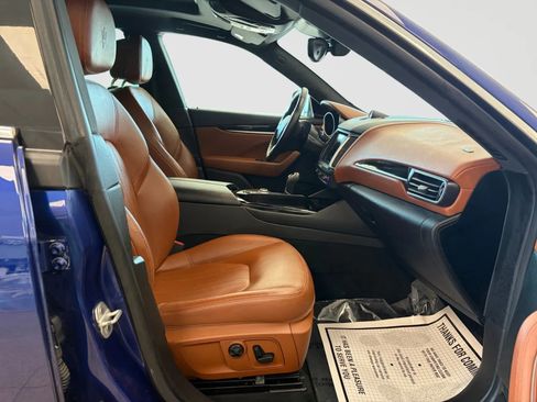 Used 2017 Maserati Levante AWD/4WD image 20