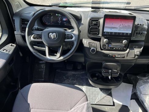 New 2024 RAM ProMaster 3500 w/ Delivery Van Package image 13