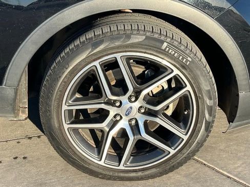 Used 2017 Ford Explorer Sport w/ Equipment Group 401A AWD/4WD image 6