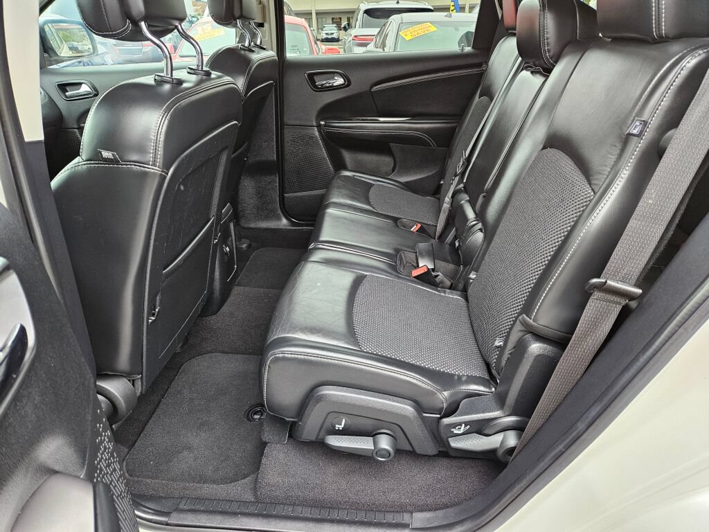Used 2018 Dodge Journey Crossroad w/ Popular Equipment Group AWD/4WD image 13