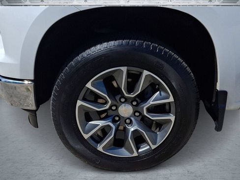 Certified 2023 Chevrolet Silverado 1500 LT AWD/4WD image 10
