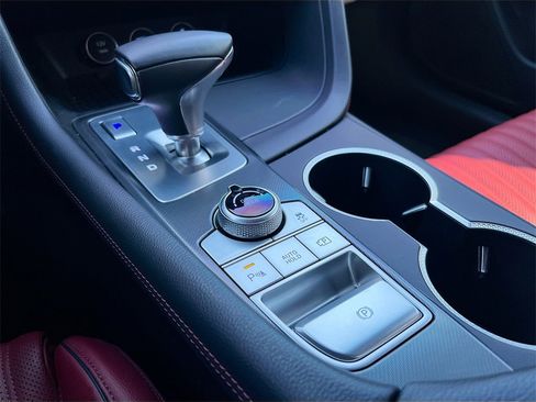 Used 2025 Genesis G70 3.3T Advanced image 17