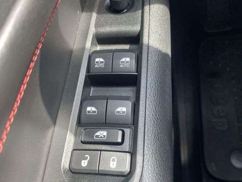 Used 2022 Jeep Compass Trailhawk w/ Sun and Sound Group image 26